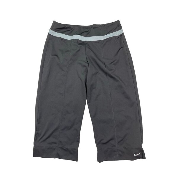 Nike Womens Capri Leggings Medium Athletic Black Pants - Picture 1 of 9
